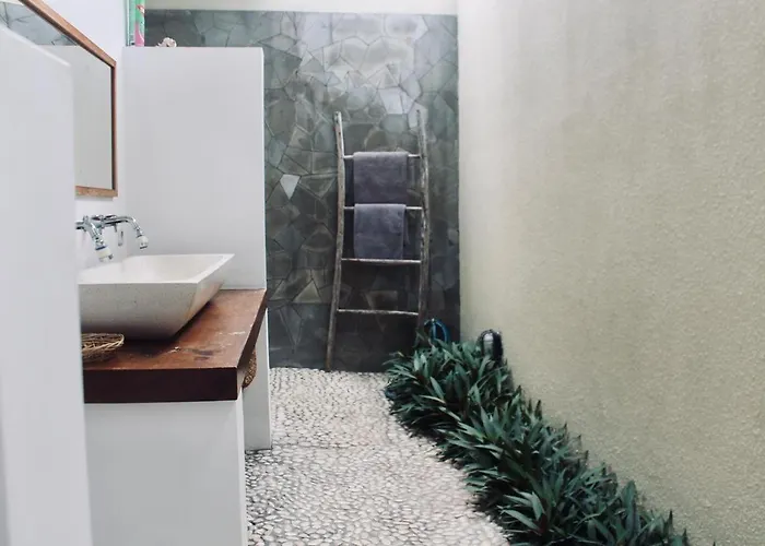 Dwipa Peaceful, Spacious 2 Bedroom Villa Sanur