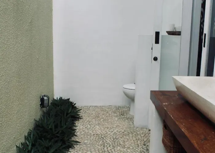 Dwipa Peaceful, Spacious 2 Bedroom Sanur